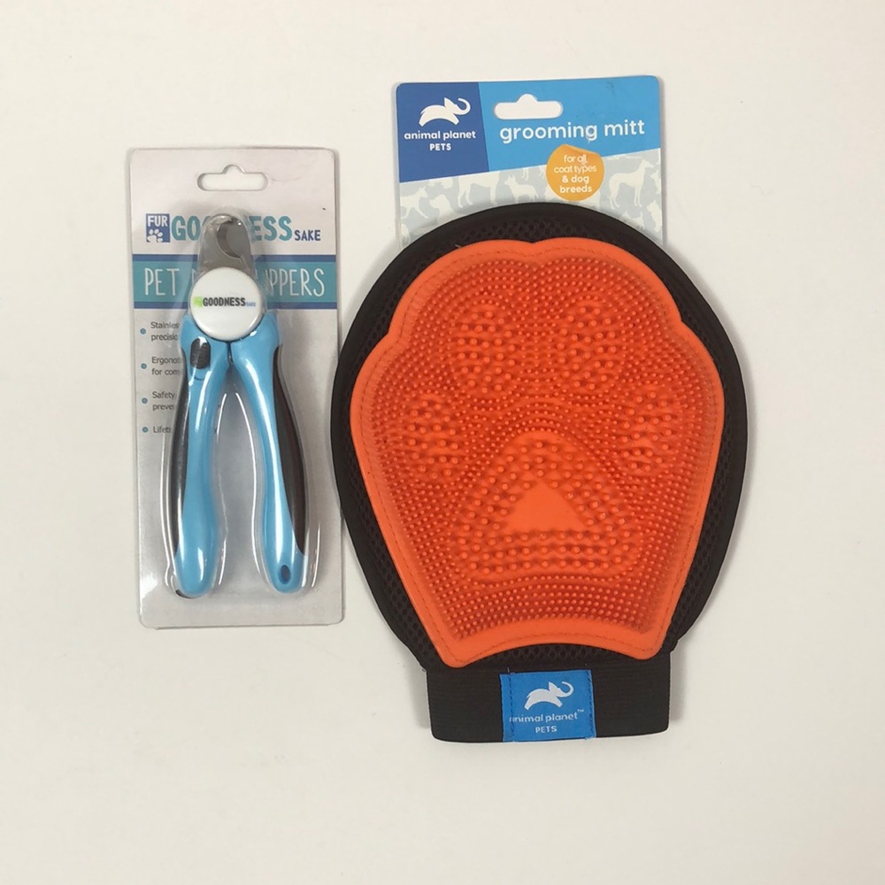 New Pet Clippers & Animal Planet Dog Grooming Mitt